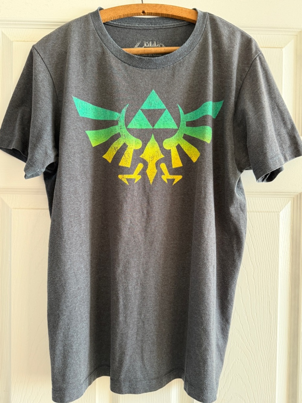 Nintendo ZELDA Men's Charcoal Tee with Green and Yellow Crest